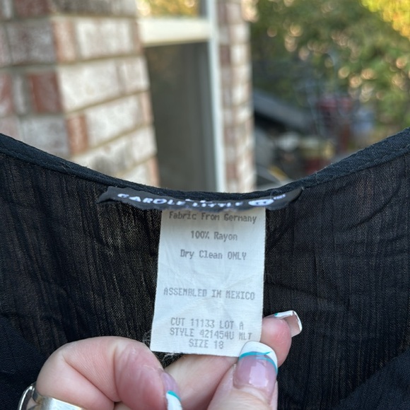 Vintage carole Little Woman Plus Size 18 Black Gauze Feel Top Flowers - Picture 10 of 10